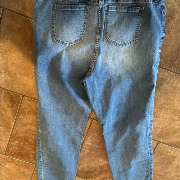 Catherines Girlfriend Jeans - Picture 4 of 5